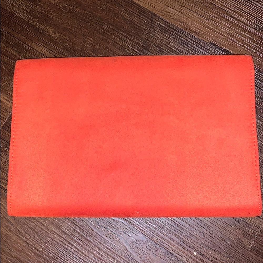 Preowned purse - Picture 2 of 3